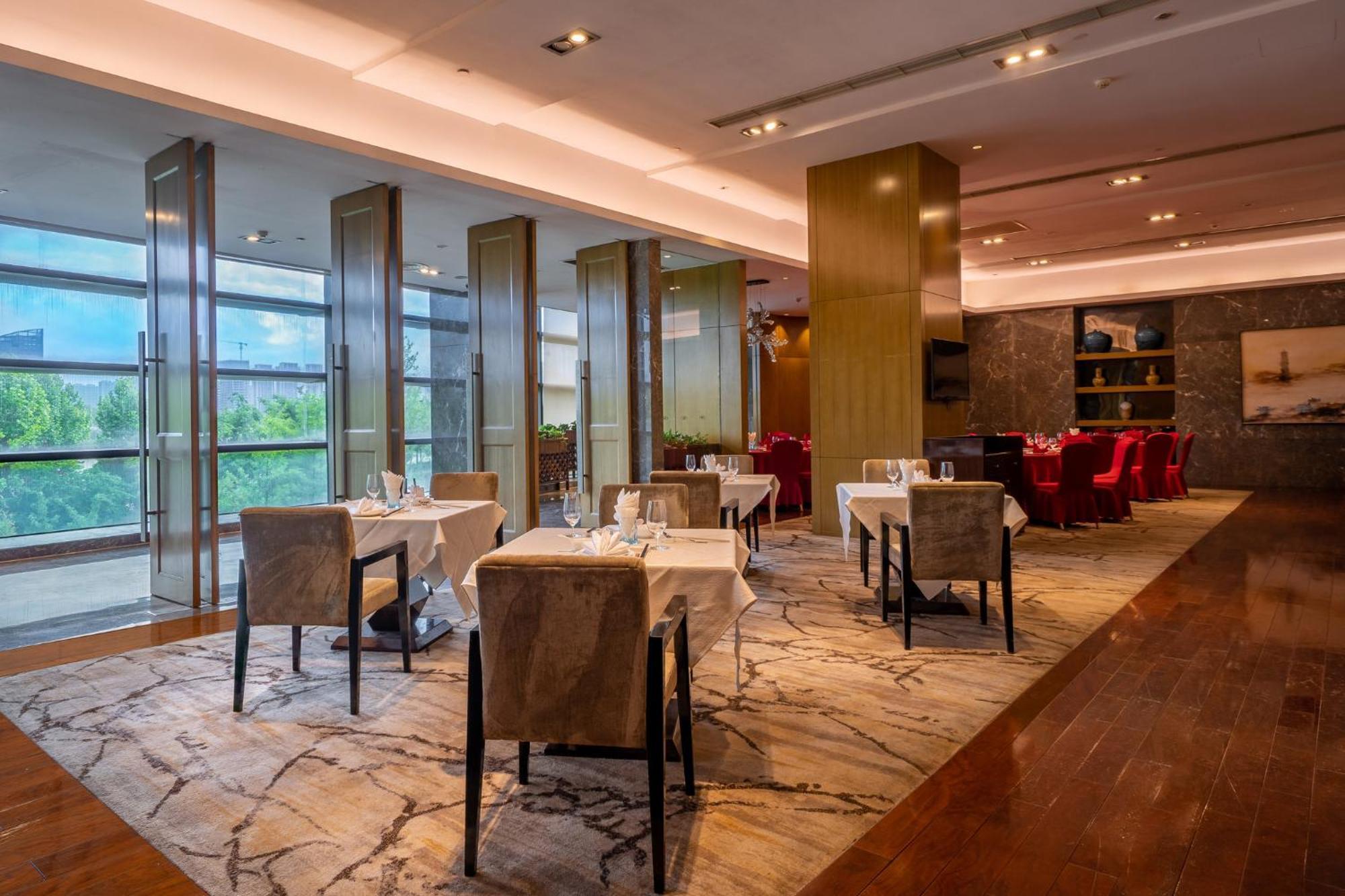 Expo Center Hotel - Free Shuttle Bus & Late Check-Out Yiwu  Exterior photo